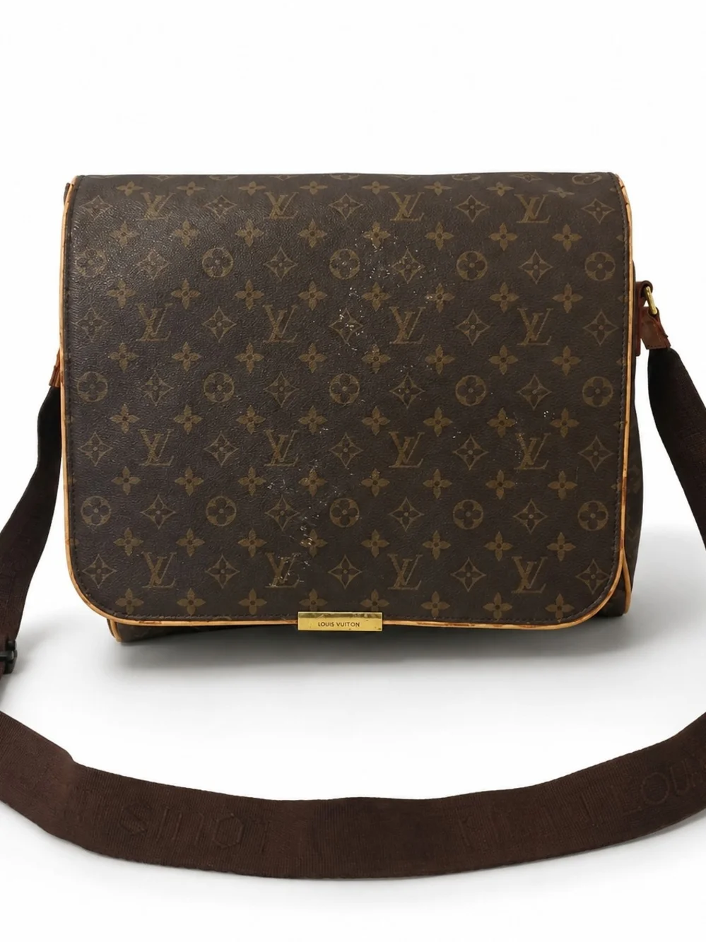 2004 Louis Vuitton Messenger Bag.